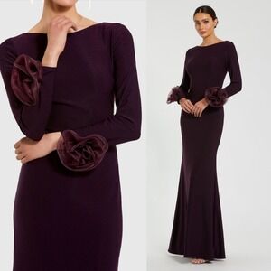 Mac Duggal NEW Purple Long Sleeve Fitted Jersey Gown With 3D Flowers Size Medium